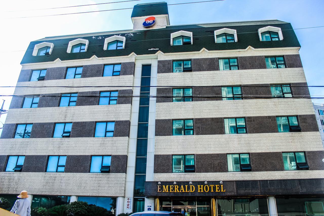 Emerald Hotel 済州市 エクステリア 写真